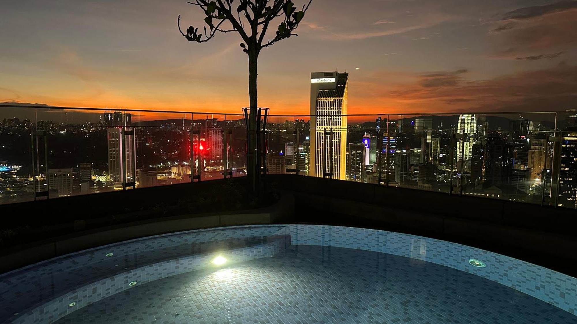 Skyline View In Bukit Bintang The Robertson 42F Daire Kuala Lumpur Dış mekan fotoğraf